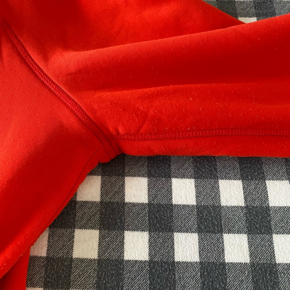 Red Jacket - Picture 5 of 8